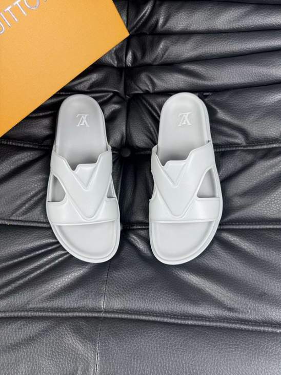 Picture of Louis Vuitton Slippers _SKULVsz38-46jyh0905757